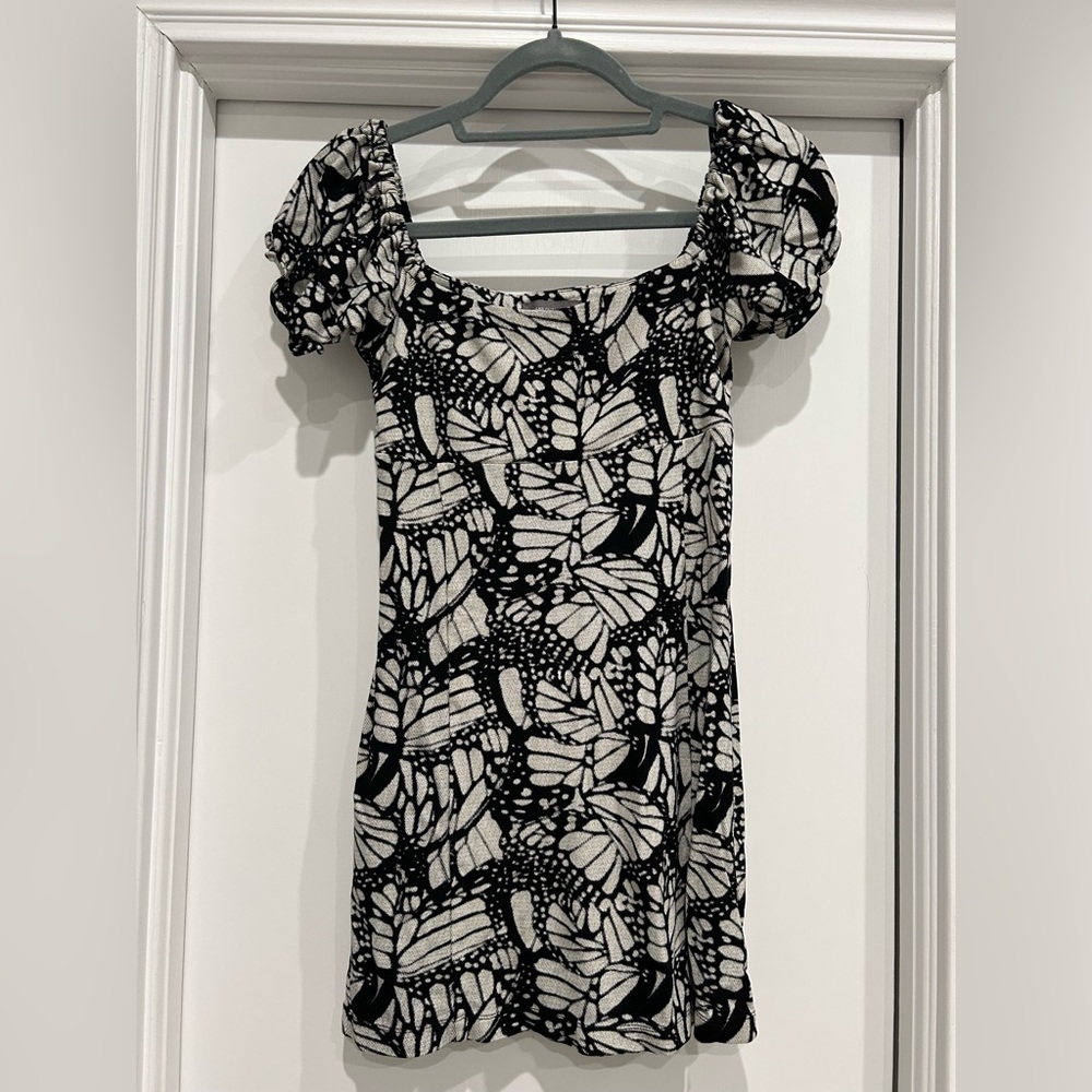 Urban Outfitters Black and White Dress. Size Small - petite. Like new.